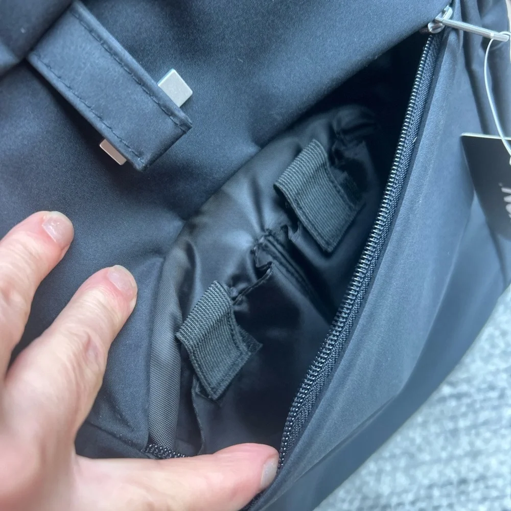 Title: NWT Lexon Modern Laptop Backpack Travel Bag Black Aluminum Handle